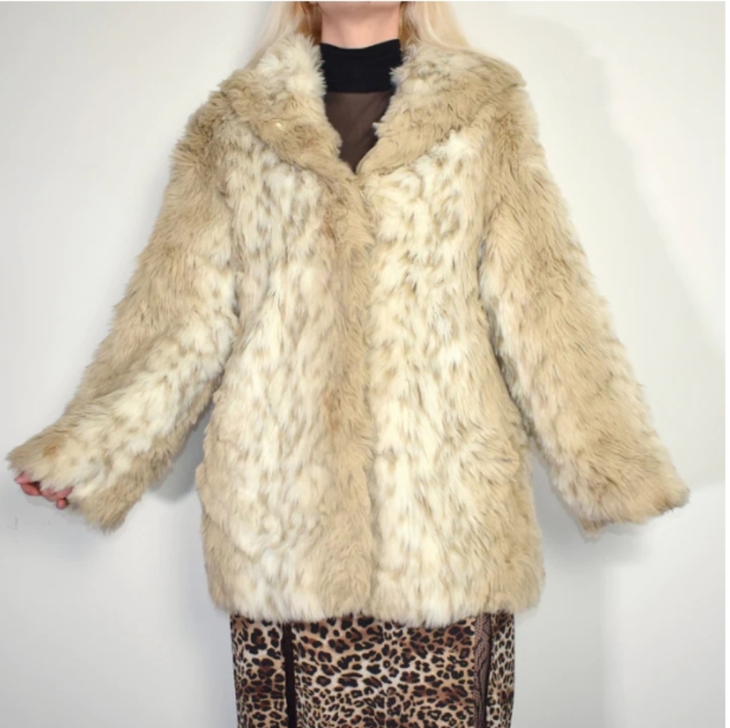 Luxurious Warm Cozy Coat, Faux Fur Fully Lined